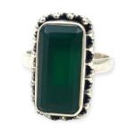 Amazing Design 925 Sterling Silver Ring in Green Stone